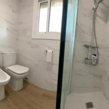 Casa Con Gran Piscina Particular Cerca Playa * Torredembarra