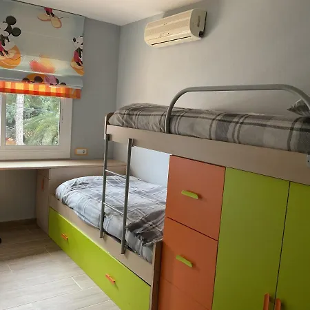 Casa Con Gran Piscina Particular Cerca Playa Holiday home *